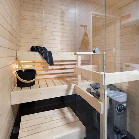 Premium In Center With Sauna And Balcony Апартаменты Пори